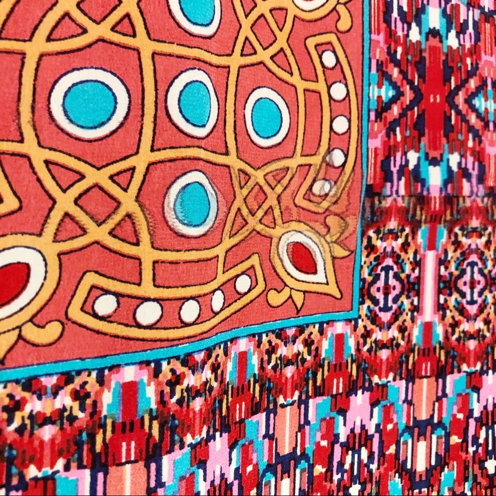 Tolani‎ Aztec Print Silk High-Low Tunic - Picture 5 of 7